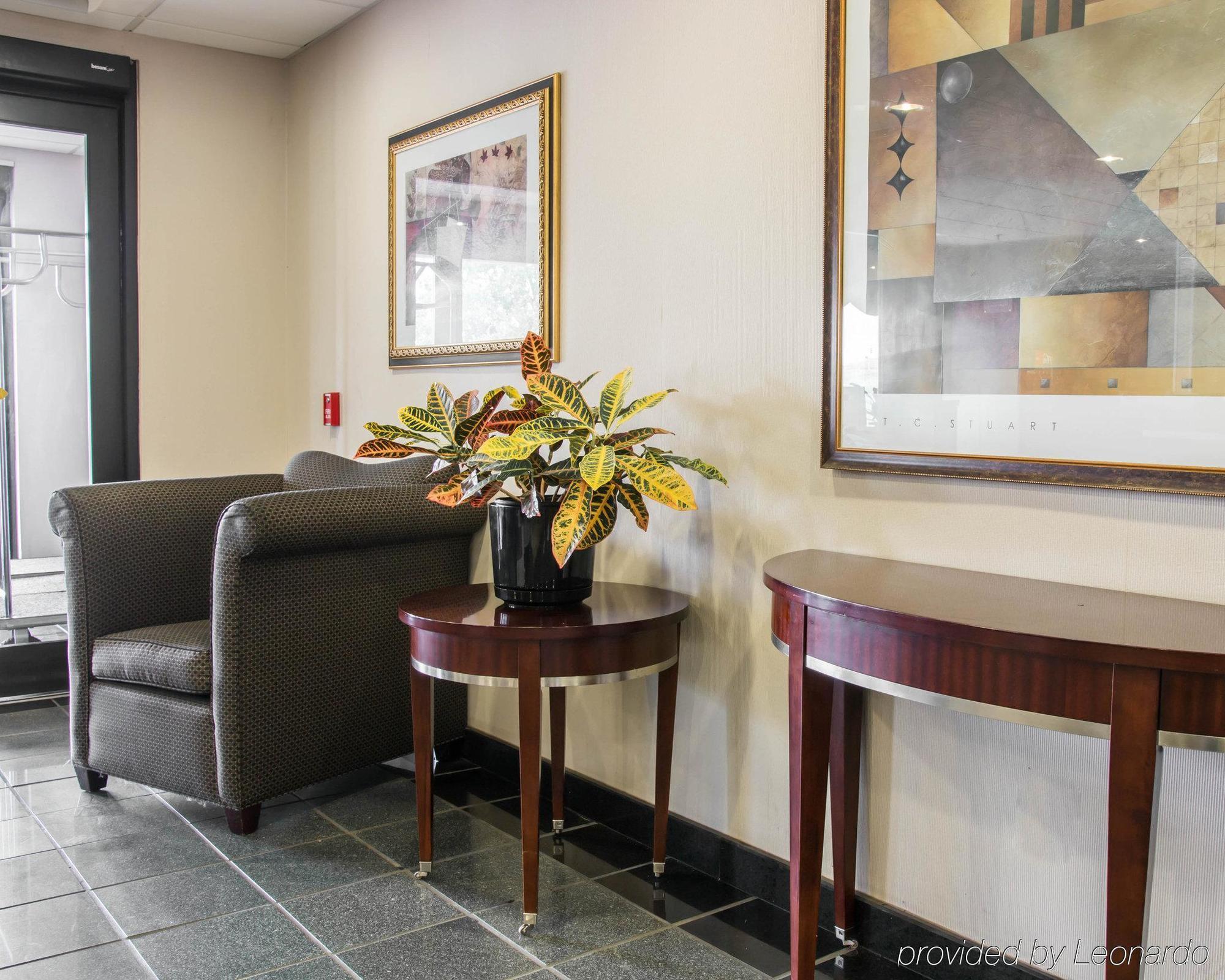 Comfort Suites Wixom Exterior photo